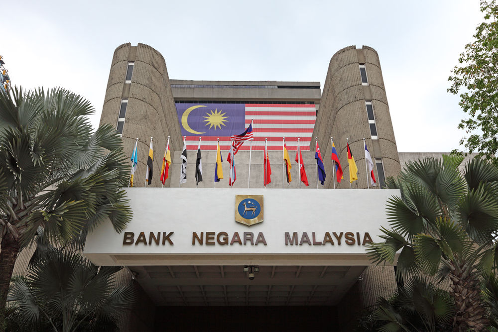 Bank Negara Launches RM1bil Fund For B40 To Buy House - M-Update