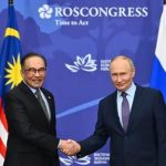 Anwar Bangkitkan Isu MH17 Semasa Bertemu Putin
